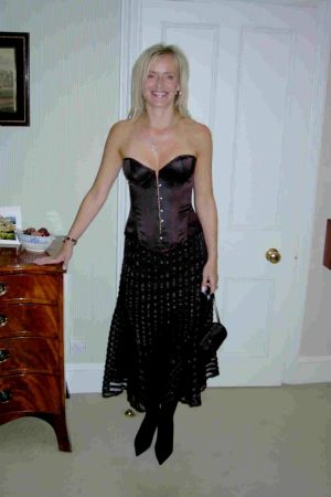 Inès - rencontre-Milf-La Roche-sur-Yon